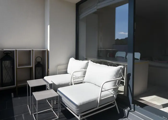 Forest View Hideaway *